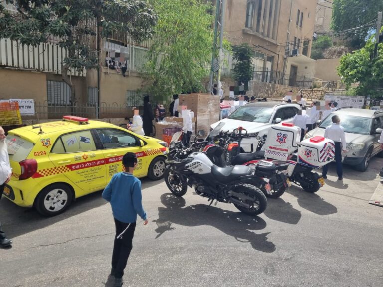 בכניסה לכולל 'חזון איש': אברך נדקר ופונה לביה"ח במצב קשה