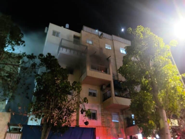 חדר הילדים עלה באש, המשפחה נמלטה ברגע האחרון