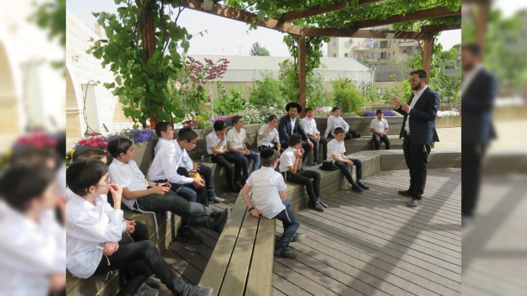המשב"ק: הדרמה בישיבה החסידית והדיווח על מאות נפגעים