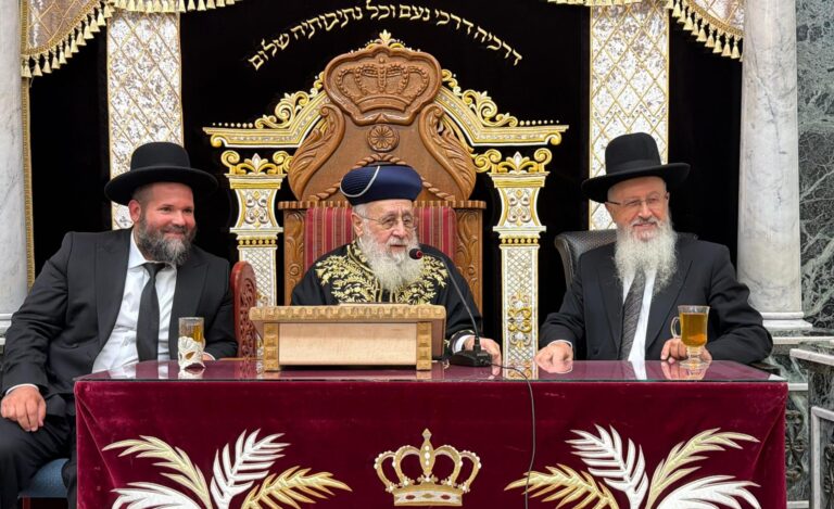התואר המפתיע שהעניק הראש"ל לאחיו לעיני הרב הנבחר
