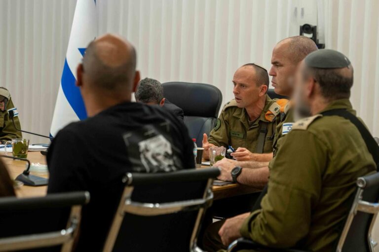 אלוף פיקוד העורף בסיור חירום מתוח ביישובי קו העימות