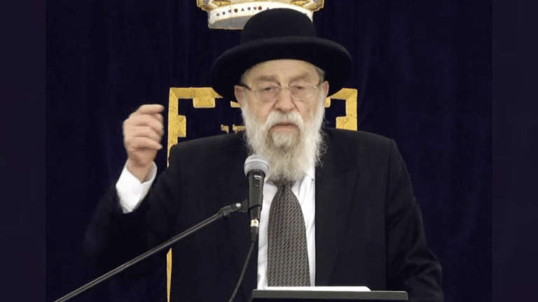 רבה של ירושלים בעבר, הגאון רבי אריה שטרן זצ"ל, הלך לעולמו