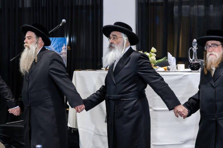 גלריה: החסידות הקנאית מירושלים חגגו בגן האירועים בטבריה