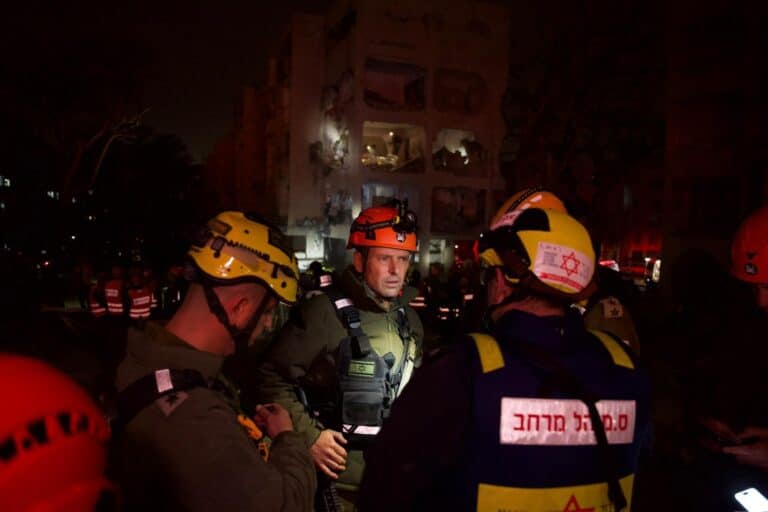 איראן תגביר את קצב השיגור: בפיקוד העורף נערכים למלחמה