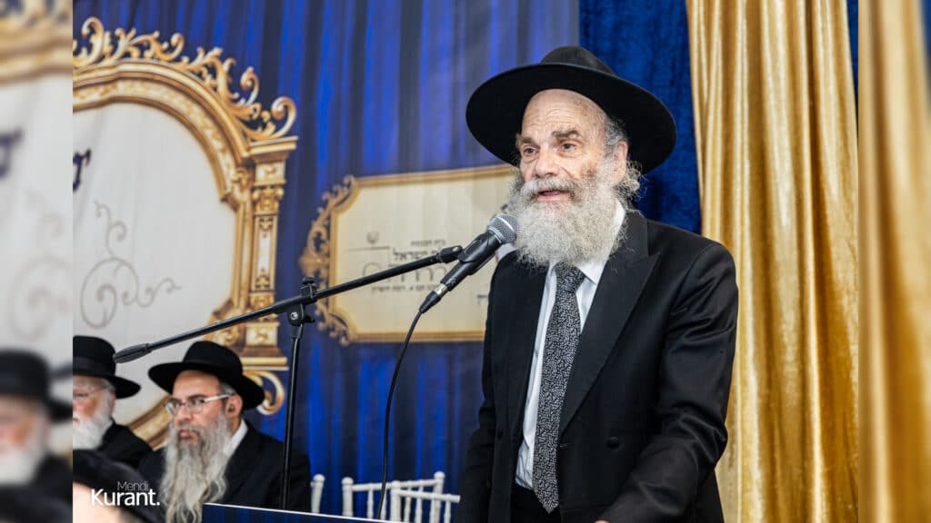 הרב אדלשטיין הוכתר לרב העיר בטקס מרגש