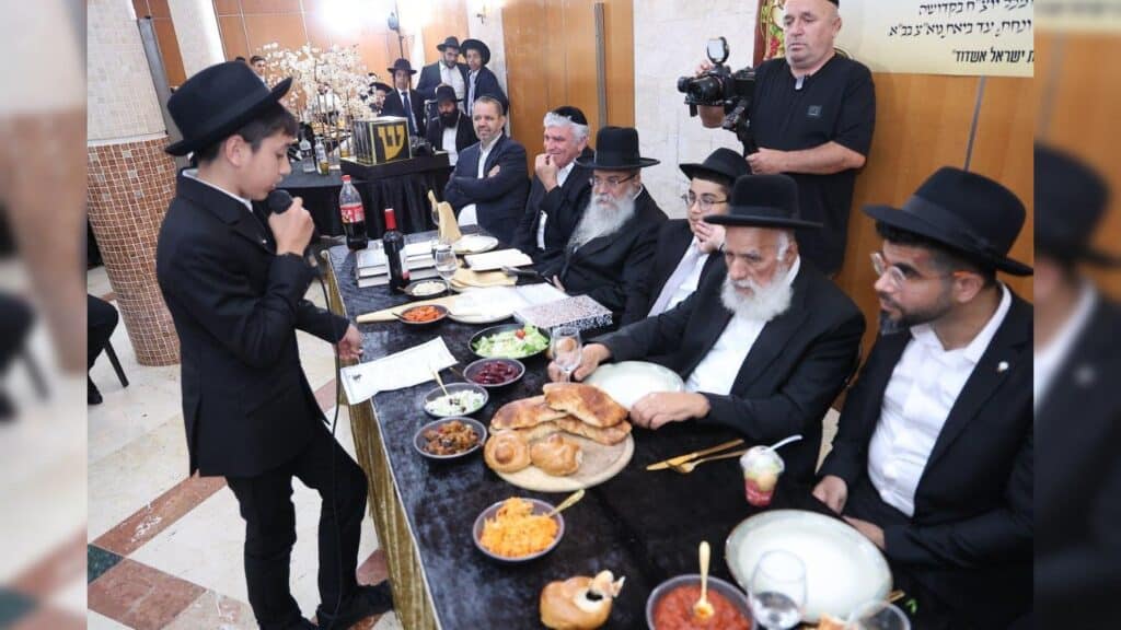גלריה: שמחת הבר מצווה לנין חבר מועצת חכמי התורה