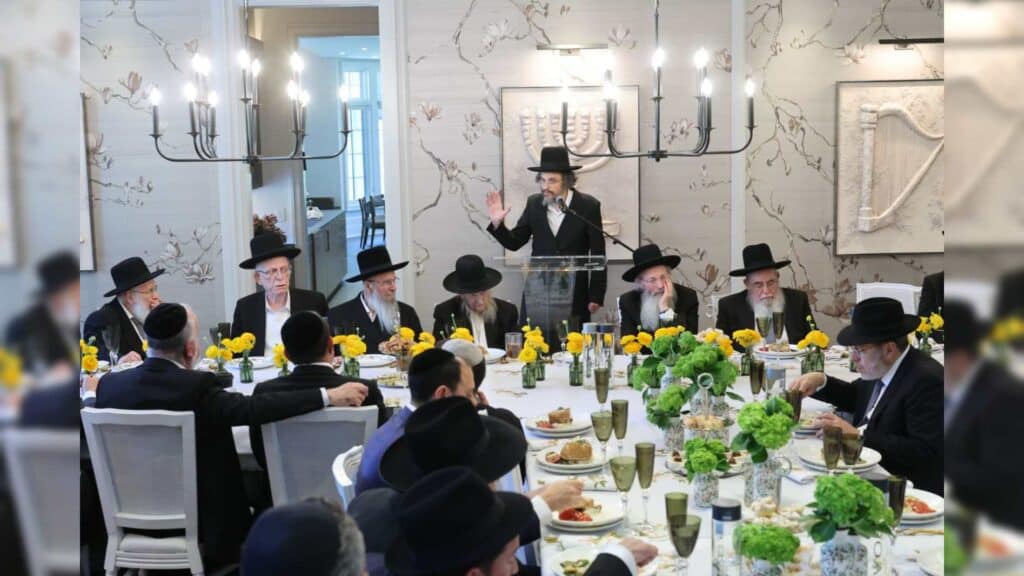 גדולי ישראל מגייסים את יהדות ארה"ב למען עולם התורה בארץ ישראל גדולי ישראל מגייסים את יהדות ארה"ב למען עולם התורה בארץ ישראל