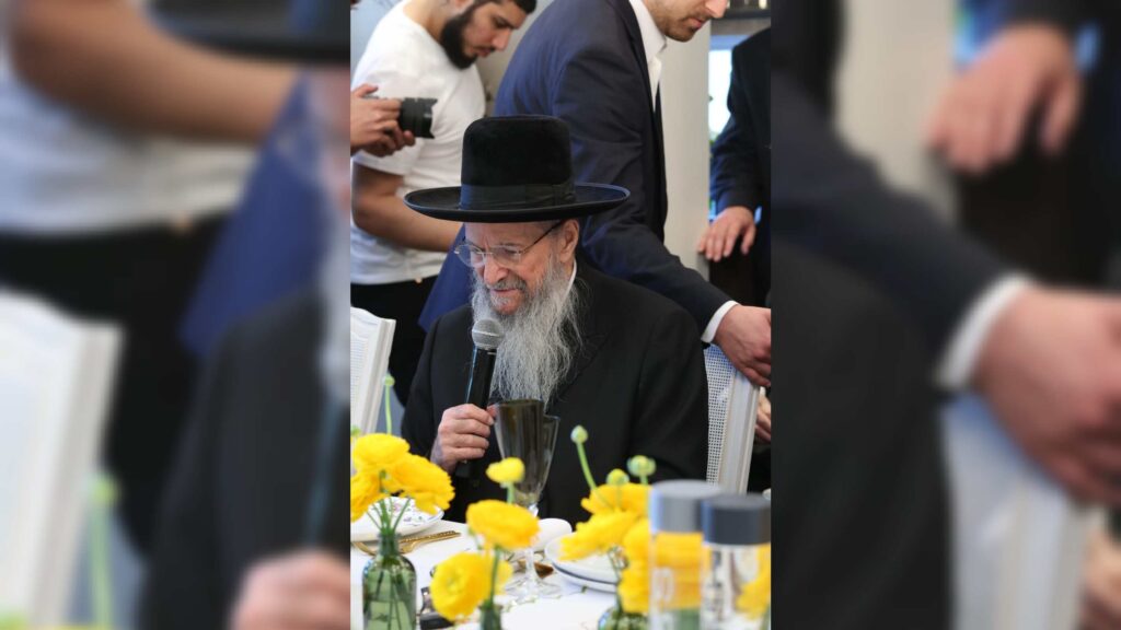 גדולי ישראל מגייסים את יהדות ארה"ב למען עולם התורה בארץ ישראל גדולי ישראל מגייסים את יהדות ארה"ב למען עולם התורה בארץ ישראל