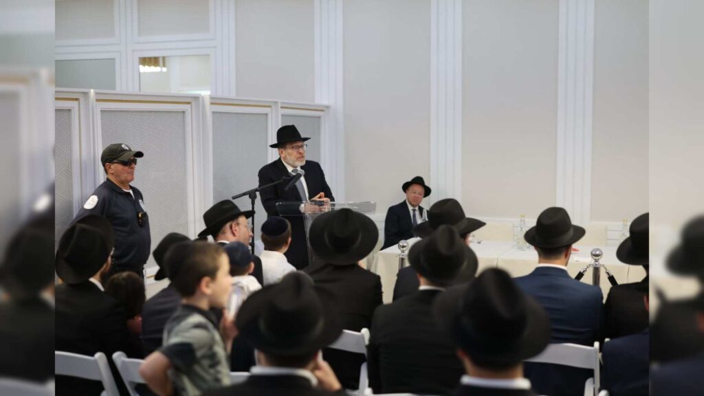גדולי ישראל מגייסים את יהדות ארה"ב למען עולם התורה בארץ ישראל גדולי ישראל מגייסים את יהדות ארה"ב למען עולם התורה בארץ ישראל
