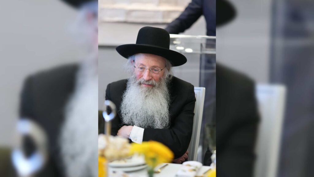 גדולי ישראל מגייסים את יהדות ארה"ב למען עולם התורה בארץ ישראל גדולי ישראל מגייסים את יהדות ארה"ב למען עולם התורה בארץ ישראל