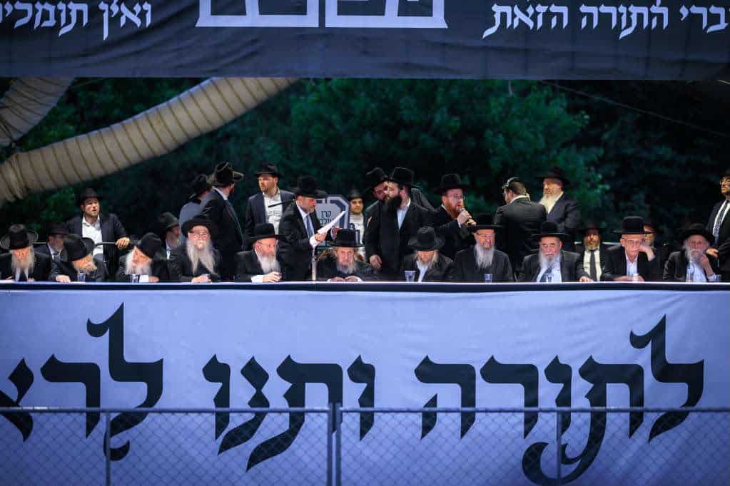 תיעוד: רבבות יהודי ליקווד קיבלו את פני מרן הגר"ד לנדו