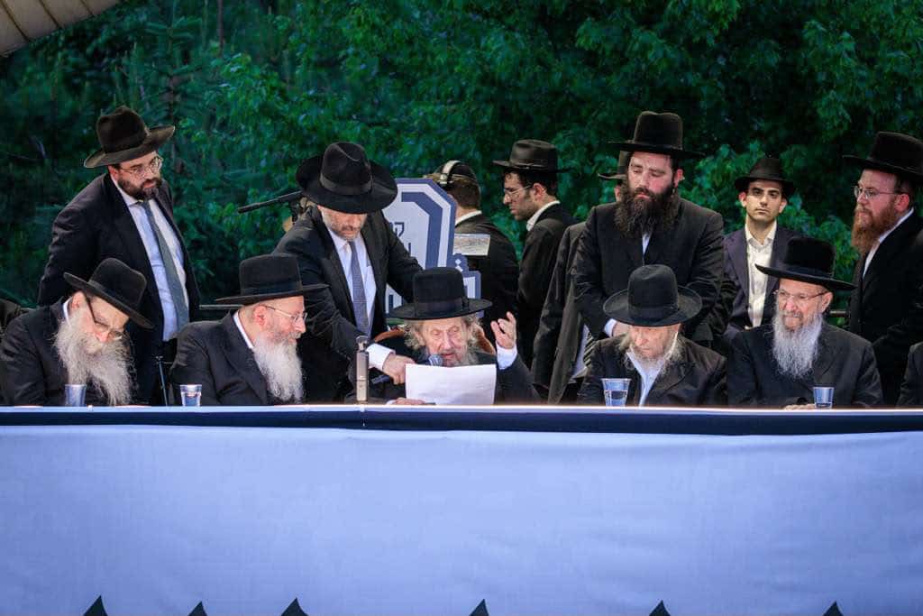 תיעוד: רבבות יהודי ליקווד קיבלו את פני מרן הגר"ד לנדו