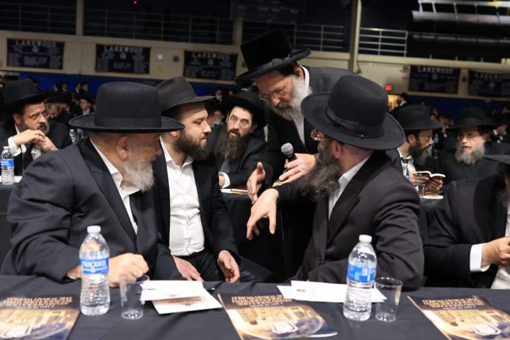 בריתחא עם רבי דב: אלפים פתחו את מסע הצלת עולם התורה