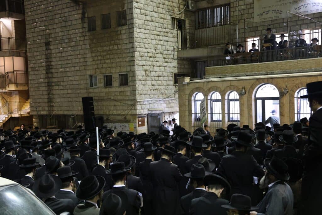 הצתות, יידויי אבנים ומכת"זית לאחר עצרת 'העדה החרדית'