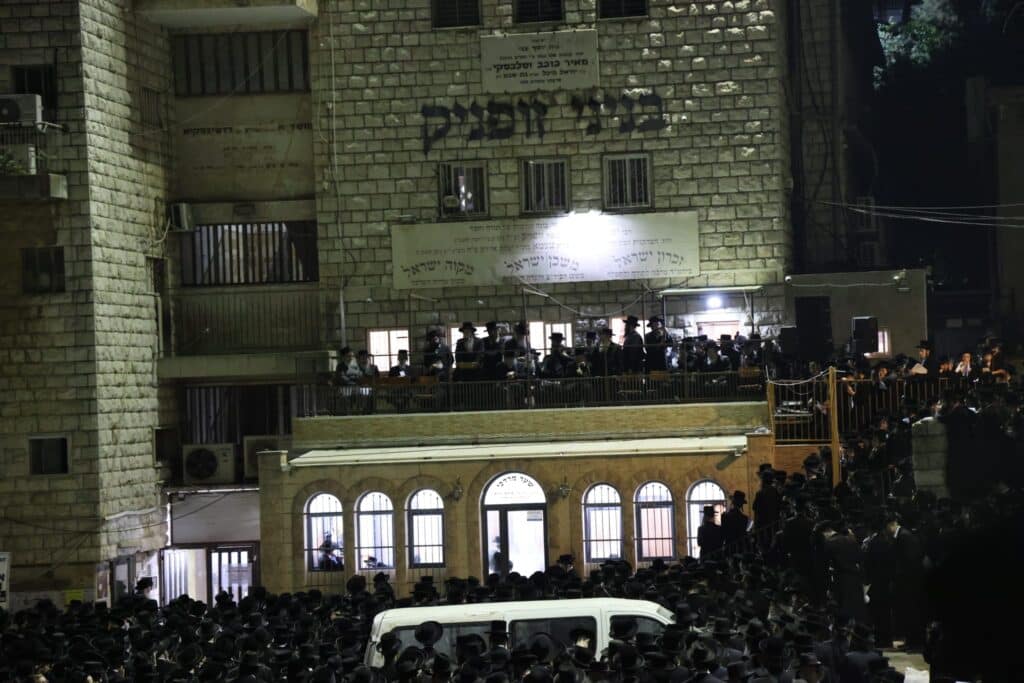 הצתות, יידויי אבנים ומכת"זית לאחר עצרת 'העדה החרדית'