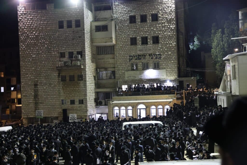 הצתות, יידויי אבנים ומכת"זית לאחר עצרת 'העדה החרדית'