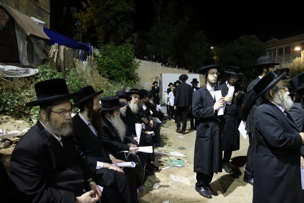 הצתות, יידויי אבנים ומכת"זית לאחר עצרת 'העדה החרדית'