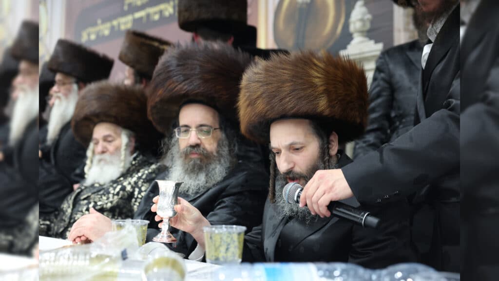 חצי יובל לויז'ניץ אלעד בשילוב שבע ברכות לנכדת האדמו"ר