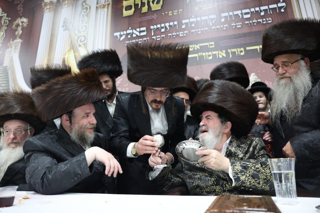 חצי יובל לויז'ניץ אלעד בשילוב שבע ברכות לנכדת האדמו"ר