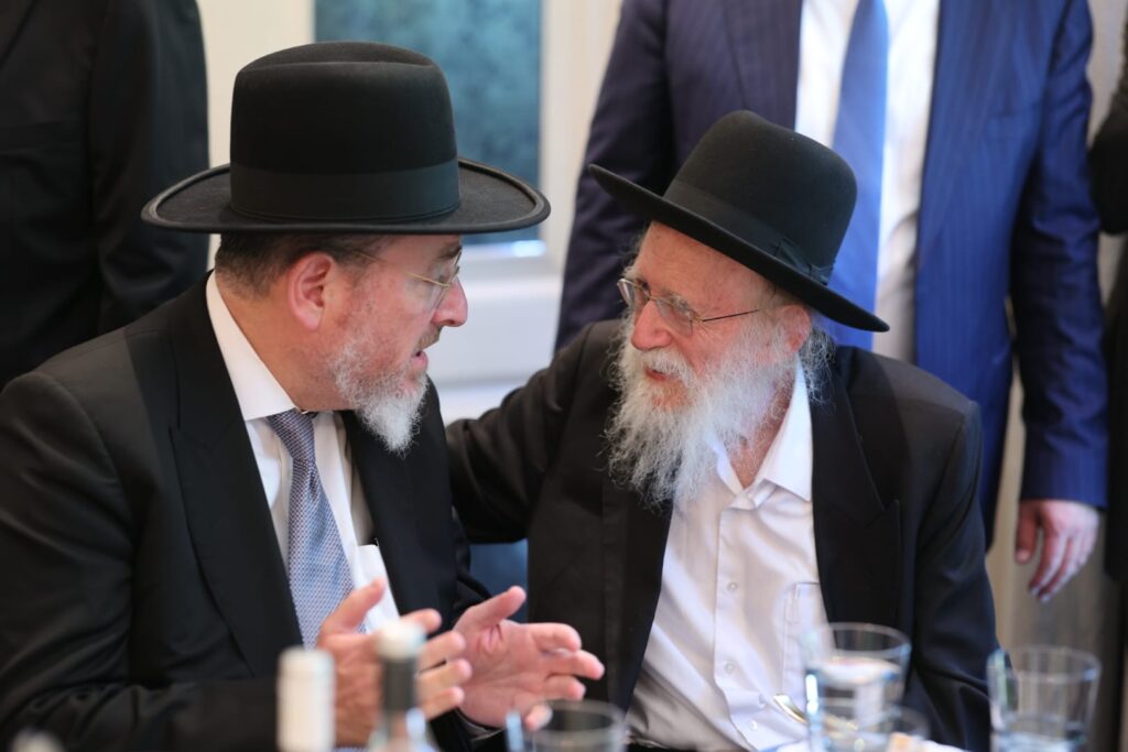"הגזירות קשות מאוד": המשגיח התייפח מול הנגידים