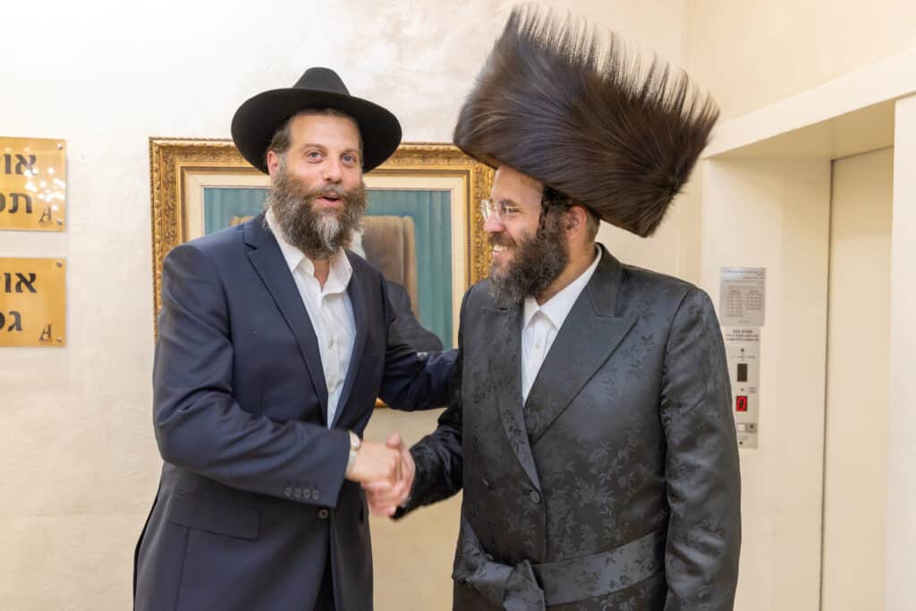 גלריה: בכירי העירייה בשבע ברכות של שלומי אמונים