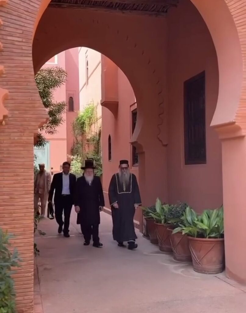גלריה: מסעו של הגר"ח פינטו בקברי אבותיו במרוקו