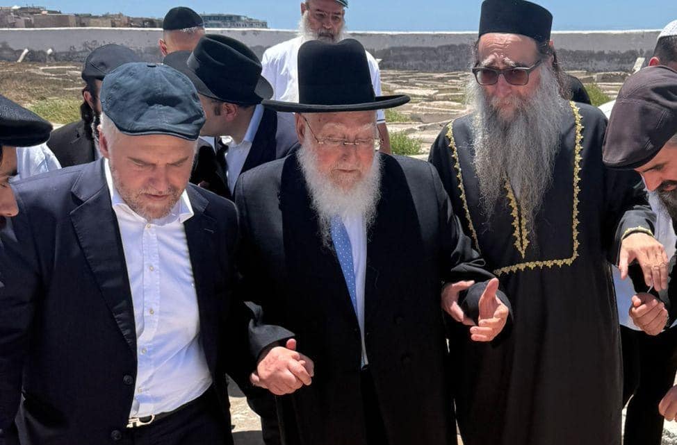 גלריה: מסעו של הגר"ח פינטו בקברי אבותיו במרוקו
