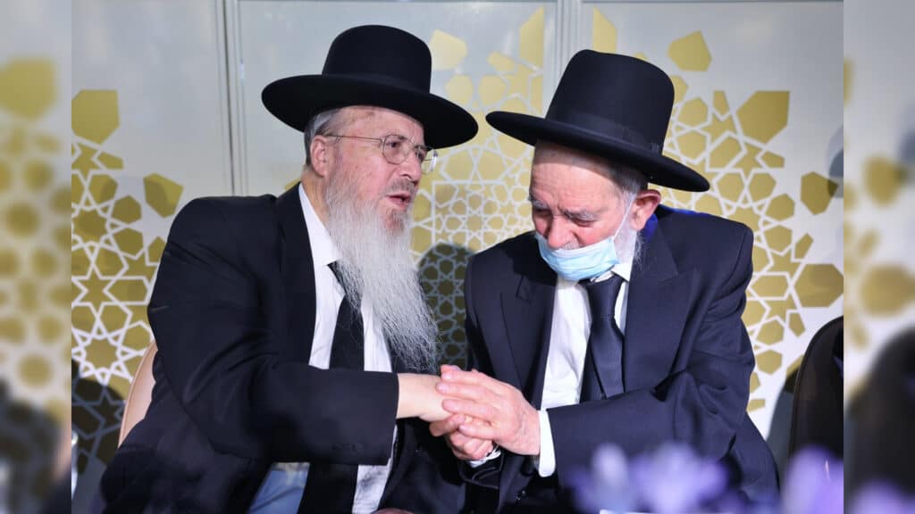 גלריה: שמחת הבר מצוה לנינו של הגאון רבי יצחק כהן