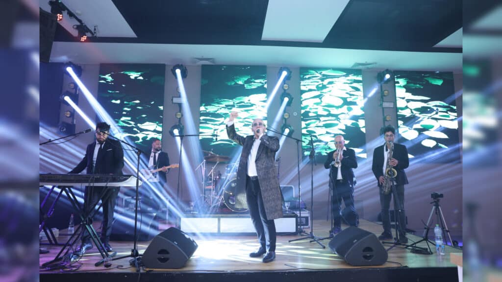 גלריה: שמחת הבר מצוה לנינו של הגאון רבי יצחק כהן