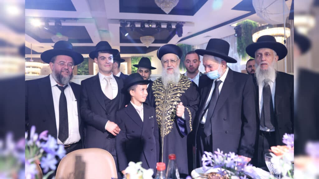 גלריה: שמחת הבר מצוה לנינו של הגאון רבי יצחק כהן
