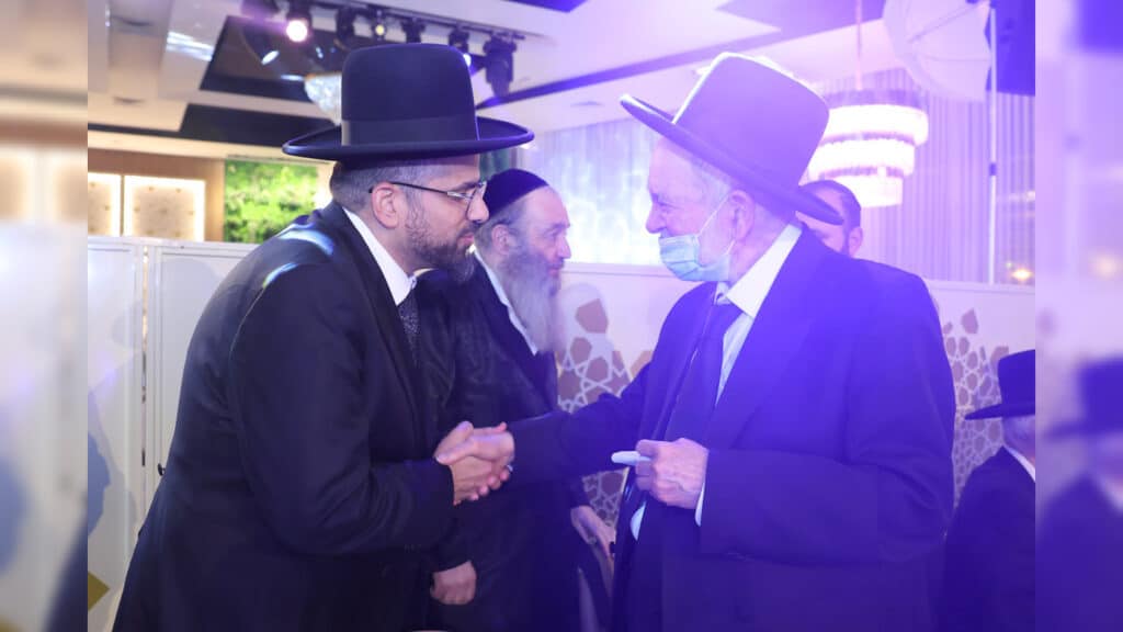גלריה: שמחת הבר מצוה לנינו של הגאון רבי יצחק כהן