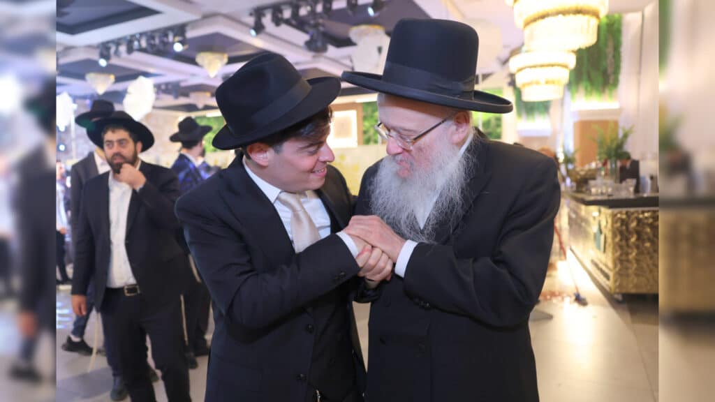 גלריה: שמחת הבר מצוה לנינו של הגאון רבי יצחק כהן