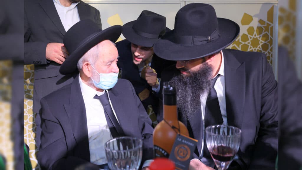 גלריה: שמחת הבר מצוה לנינו של הגאון רבי יצחק כהן