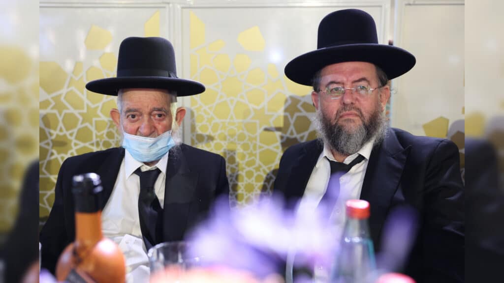 גלריה: שמחת הבר מצוה לנינו של הגאון רבי יצחק כהן