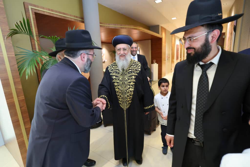 מסע הראשון לציון הגאון רבי דוד יוסף לחיזוק הקהילות באירופה‬