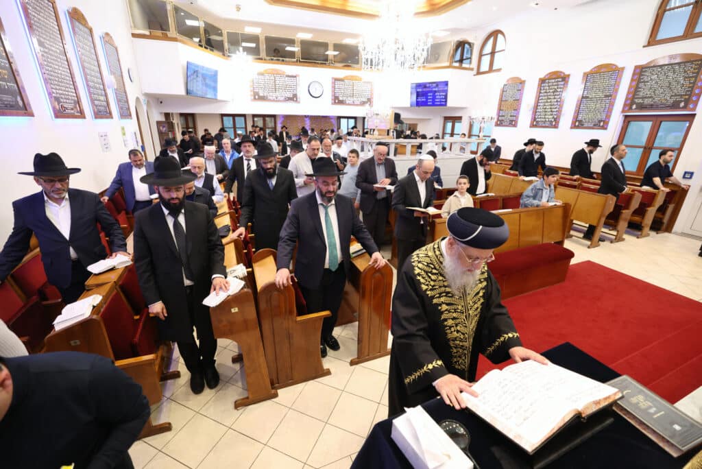 מסע הראשון לציון הגאון רבי דוד יוסף לחיזוק הקהילות באירופה‬
