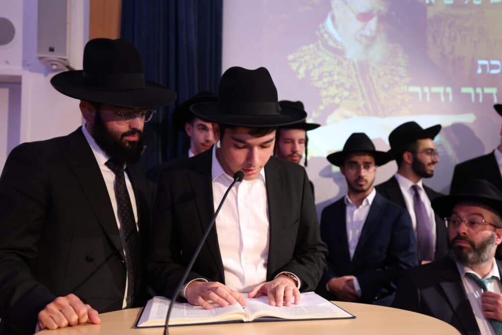 מסע הראשון לציון הגאון רבי דוד יוסף לחיזוק הקהילות באירופה‬