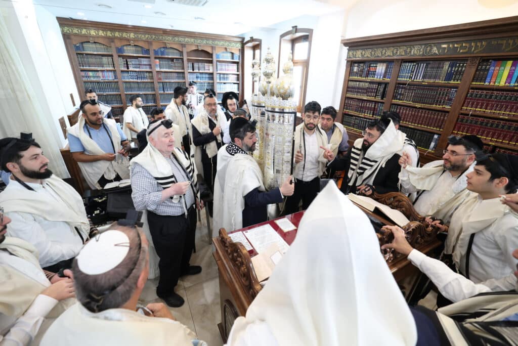 מסע הראשון לציון הגאון רבי דוד יוסף לחיזוק הקהילות באירופה‬