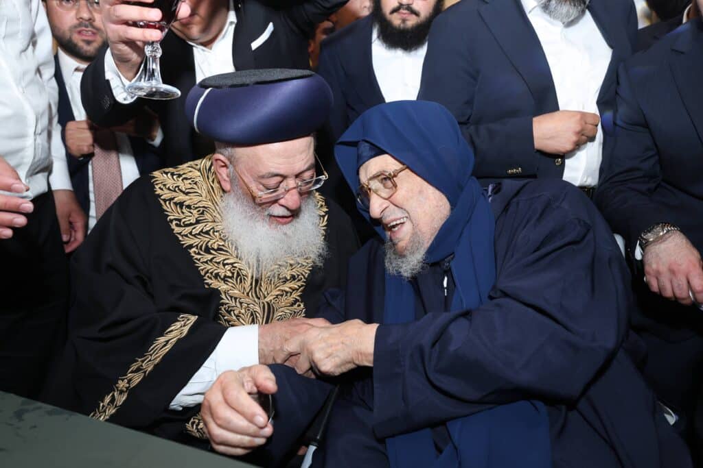 גלריית ענק: שמחת החתונה לנכדתם של הראשונים לציון