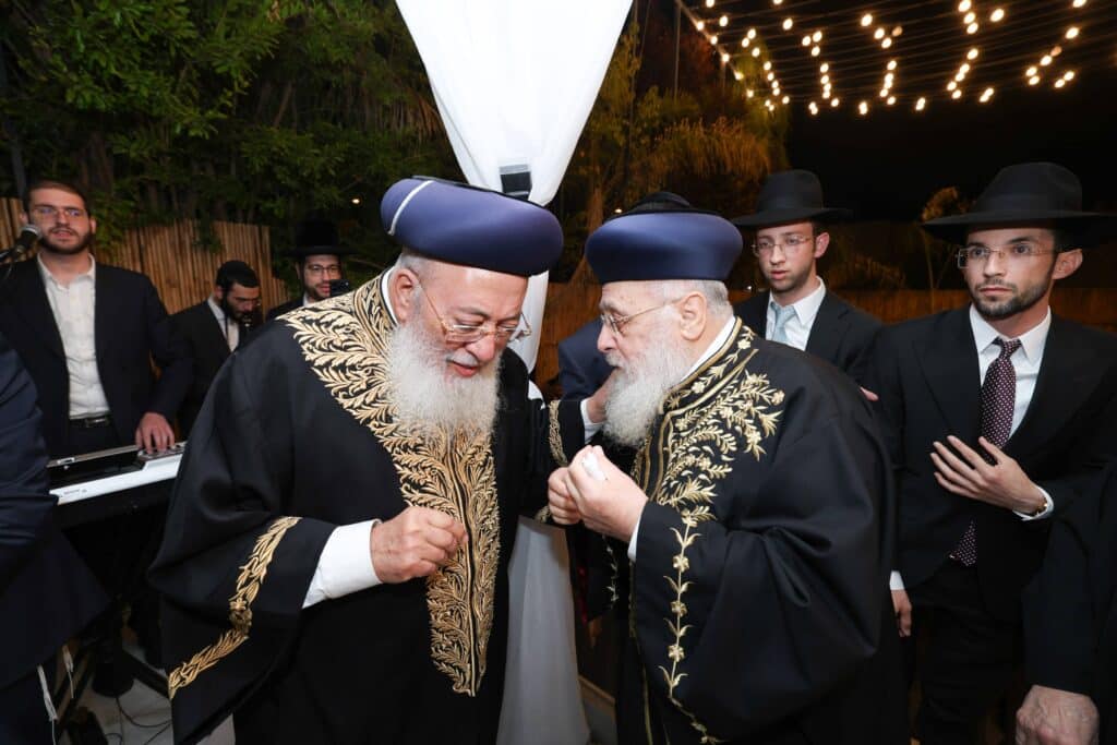 גלריית ענק: שמחת החתונה לנכדתם של הראשונים לציון