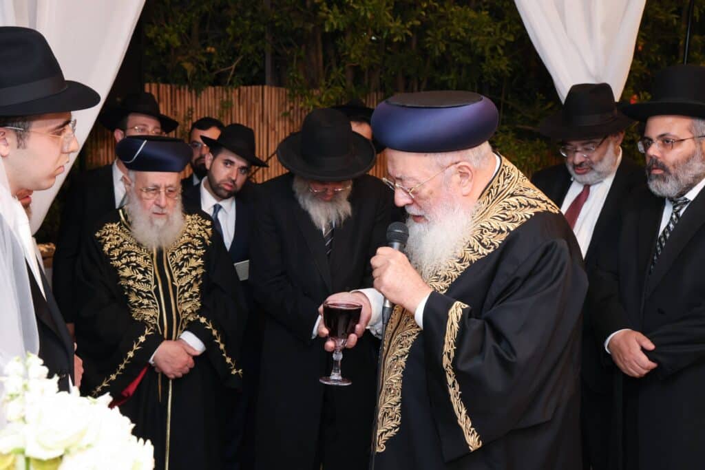 גלריית ענק: שמחת החתונה לנכדתם של הראשונים לציון