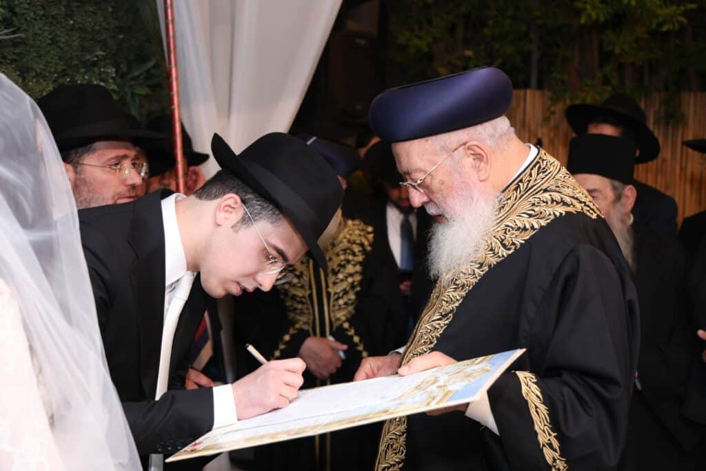 גלריית ענק: שמחת החתונה לנכדתם של הראשונים לציון