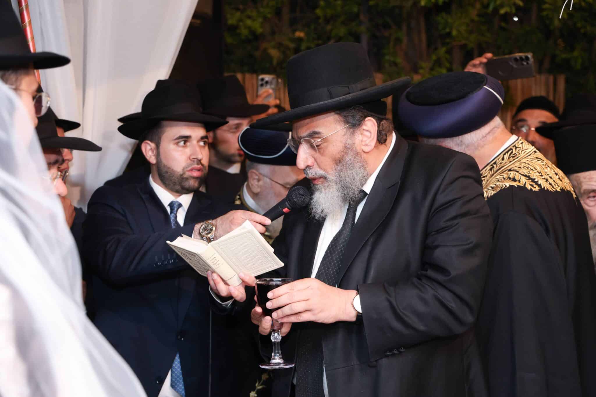 גלריית ענק: שמחת החתונה לנכדתם של הראשונים לציון