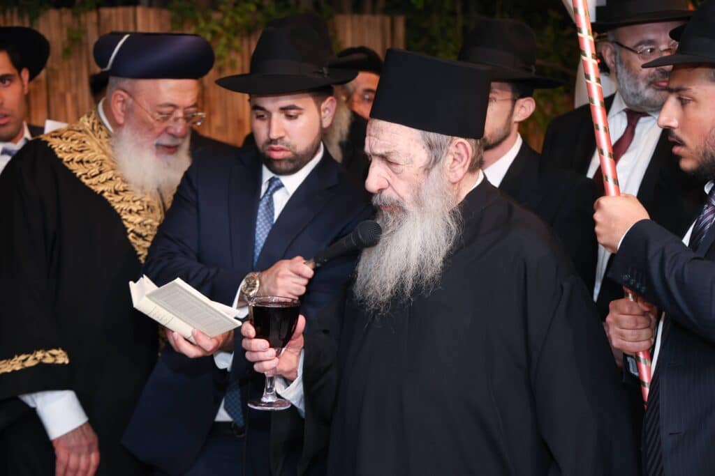 גלריית ענק: שמחת החתונה לנכדתם של הראשונים לציון