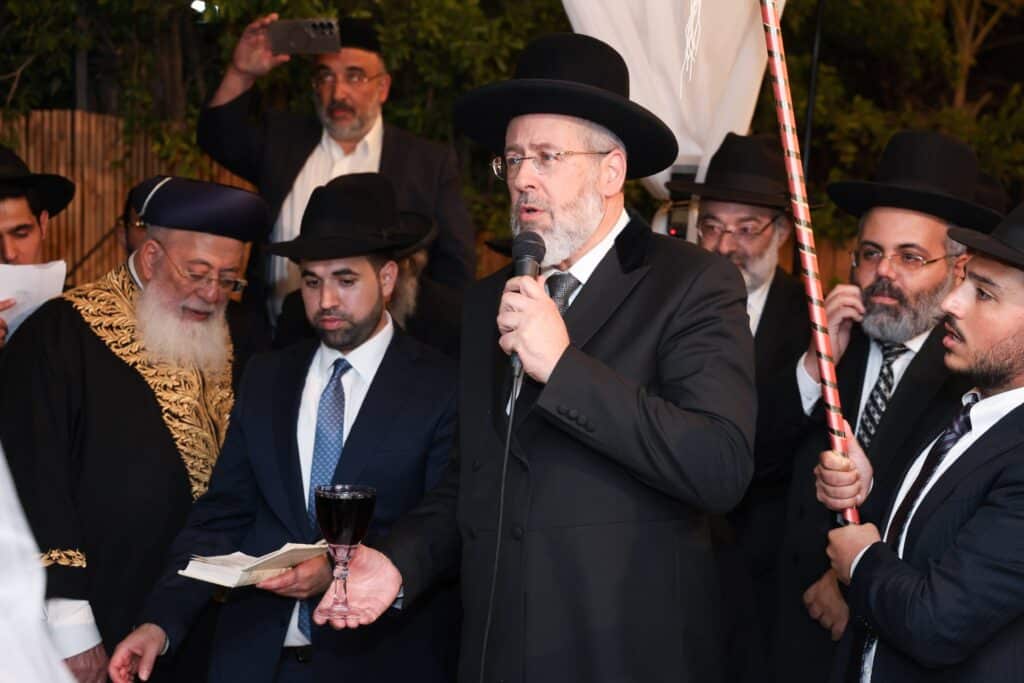גלריית ענק: שמחת החתונה לנכדתם של הראשונים לציון