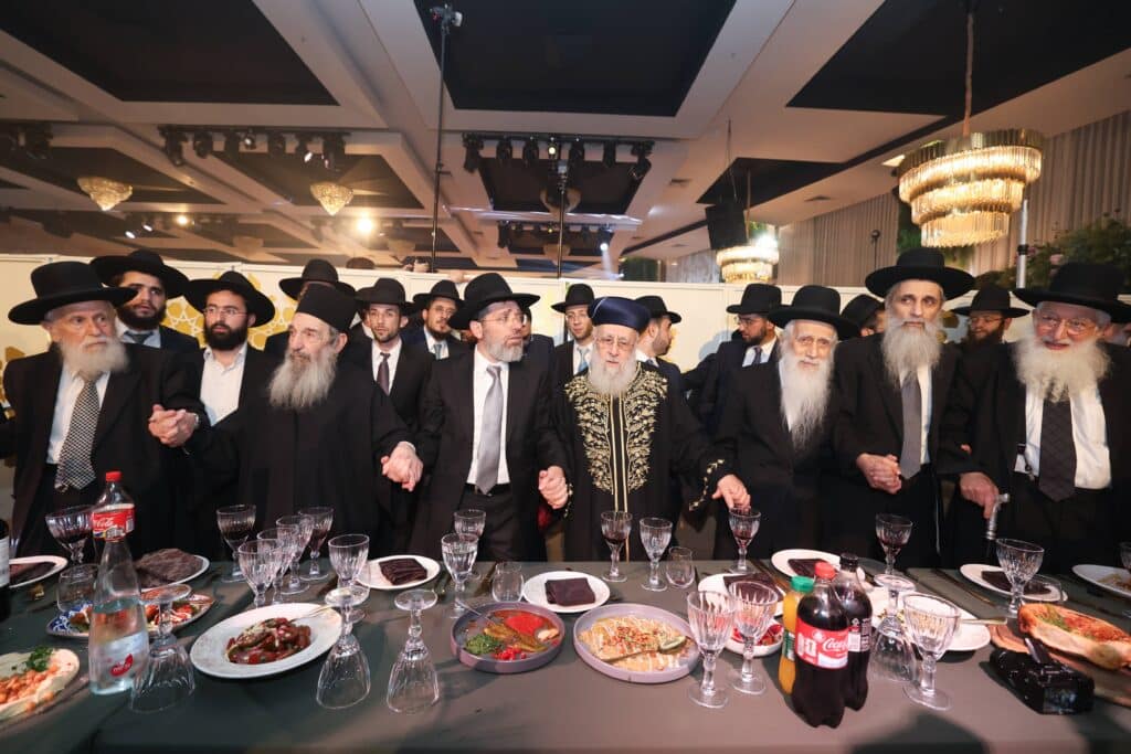 גלריית ענק: שמחת החתונה לנכדתם של הראשונים לציון