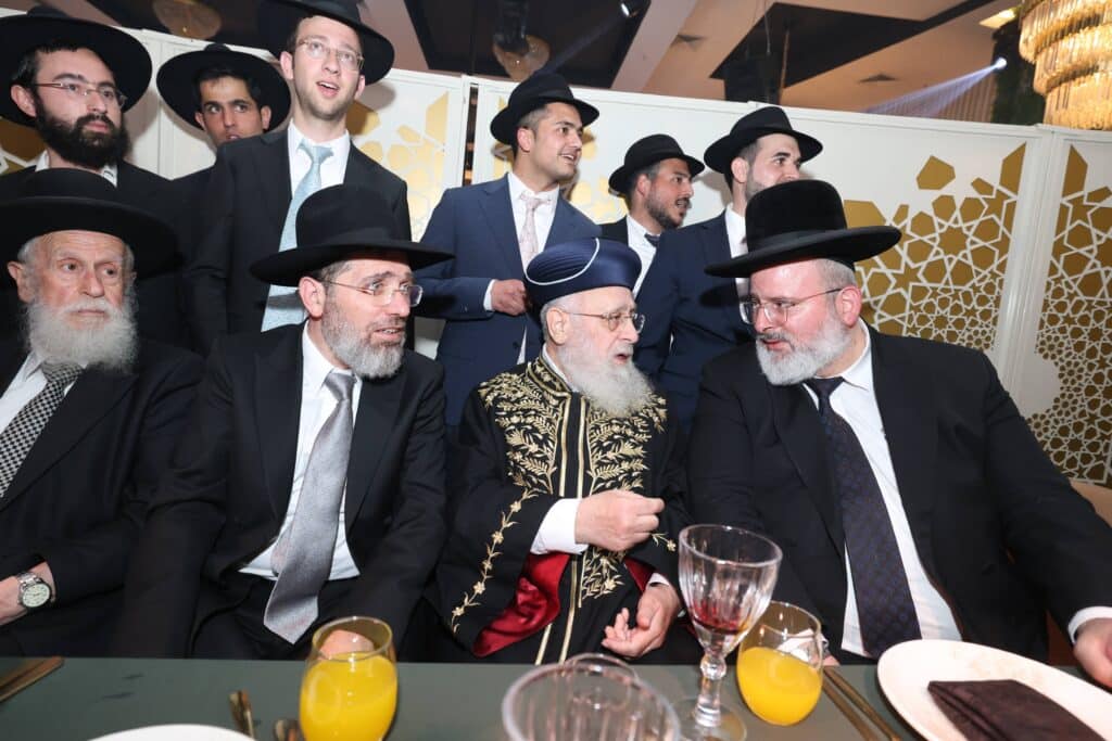 גלריית ענק: שמחת החתונה לנכדתם של הראשונים לציון