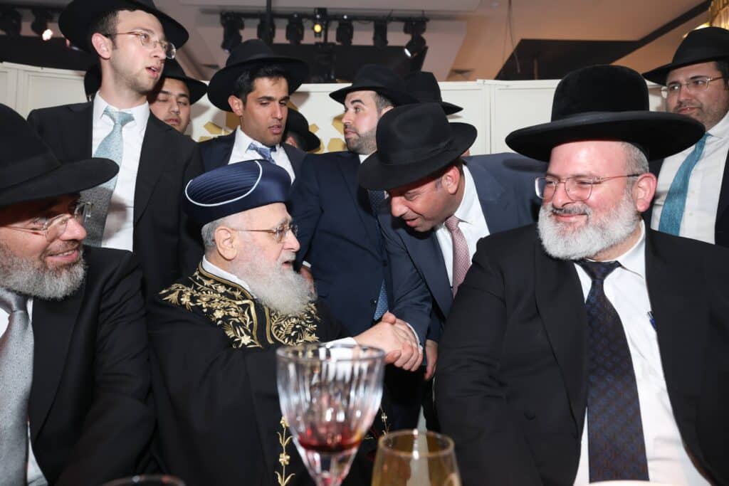 גלריית ענק: שמחת החתונה לנכדתם של הראשונים לציון
