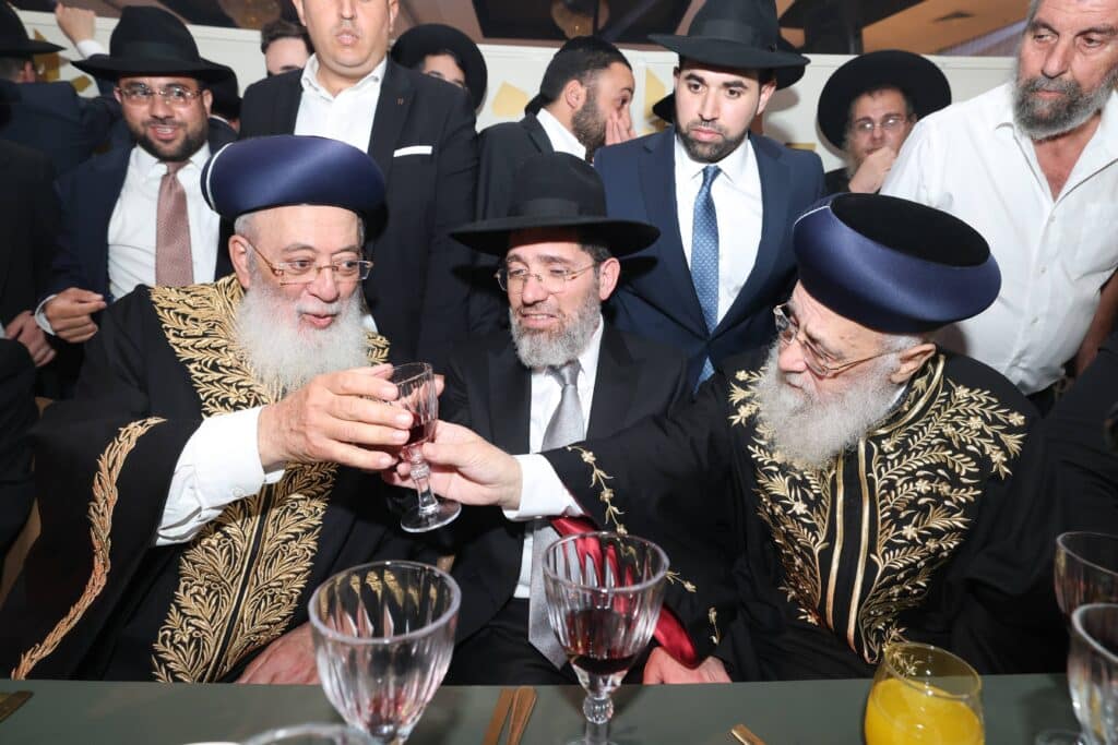 גלריית ענק: שמחת החתונה לנכדתם של הראשונים לציון