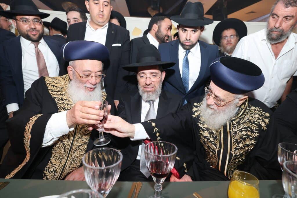 גלריית ענק: שמחת החתונה לנכדתם של הראשונים לציון